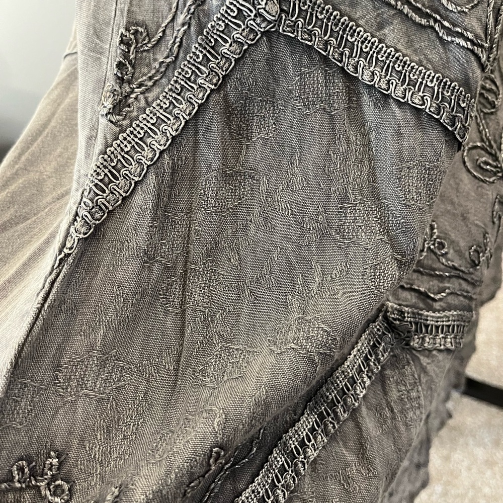 Elegant 🌞 SAKKS gray Lace-Trimmed sundress - Picture 9 of 12